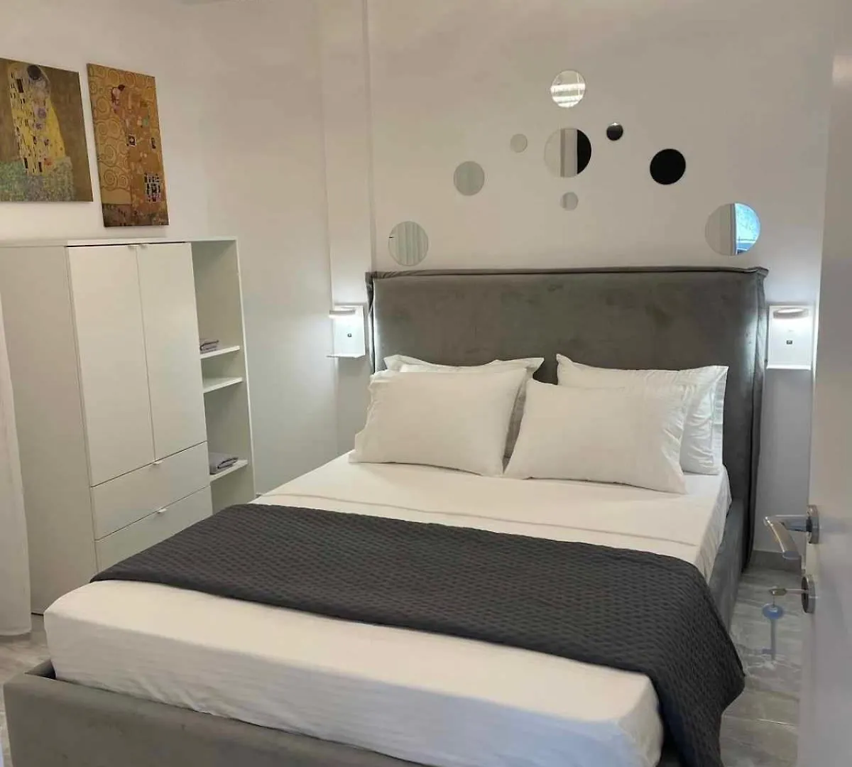 Apartment Flowery Penthouse In City Centre Of Thessaloniki
