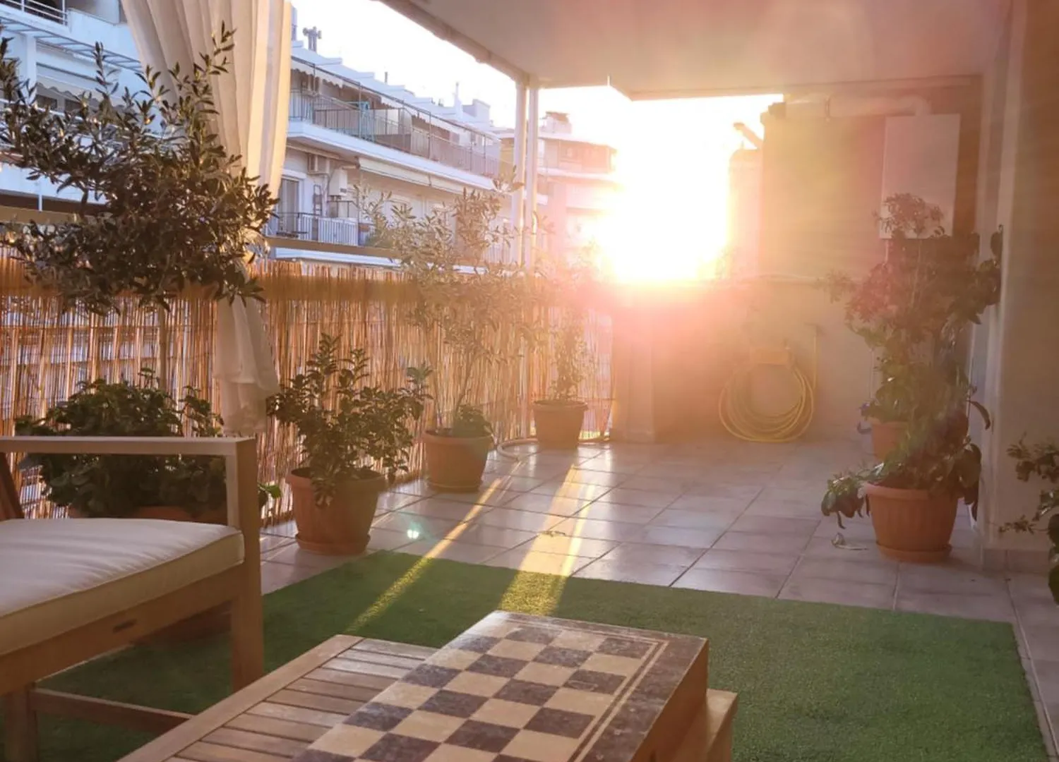Flowery Penthouse In City Centre Of Thessaloniki Apartment