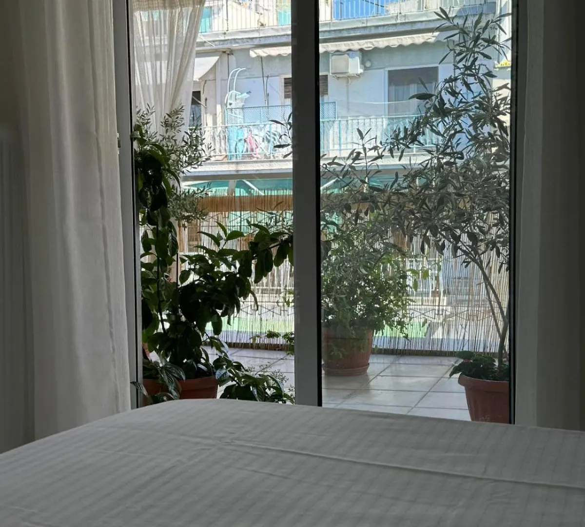 Flowery Penthouse In City Centre Of Thessaloniki
