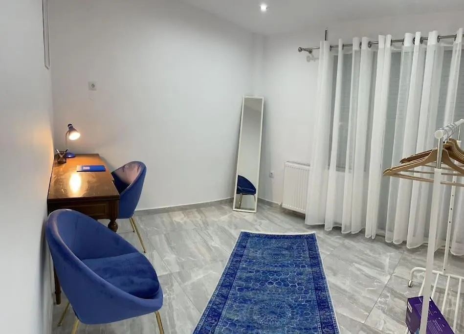 아파트 Flowery Penthouse In City Centre Of 테살로니키